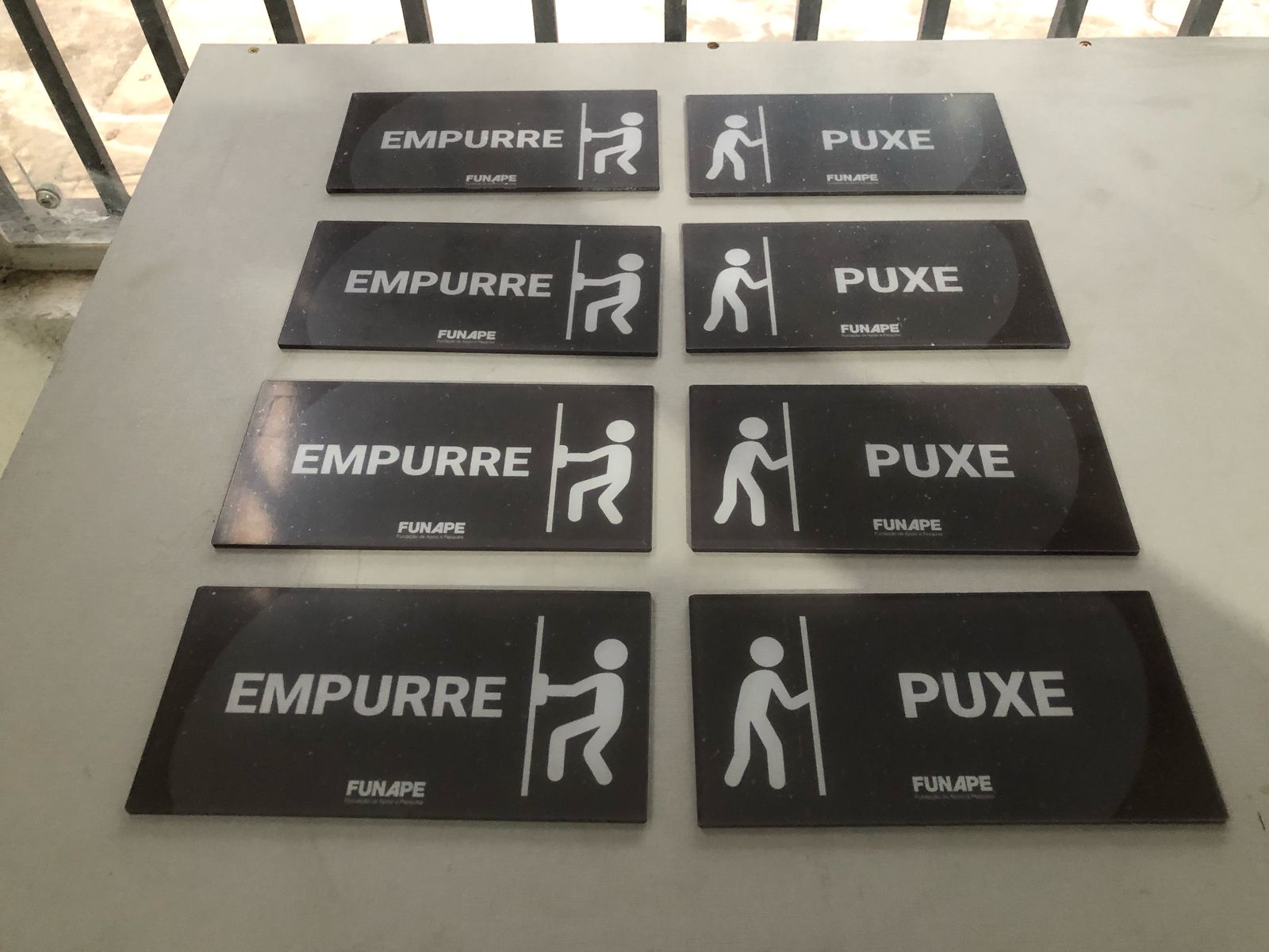 Placa de Sinalização para Porta em Acrílico com Impressão Digital - Placas de Porta - Imagem 5